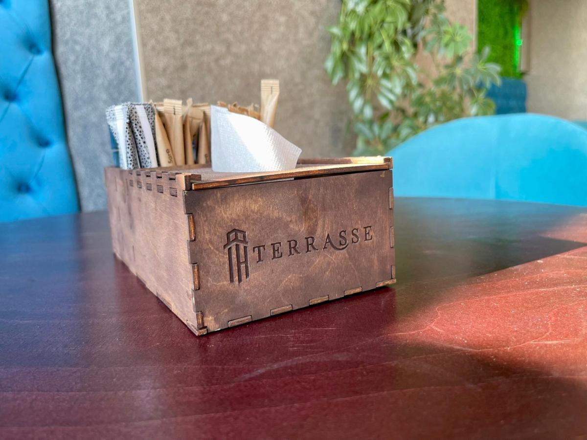 Terrasse Hotel & Bar Bişkek Dış mekan fotoğraf